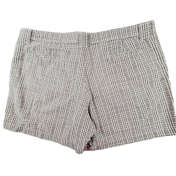 Lee Shorts Grey Plaid Womans Casual Sport Golf JH1557 - Picture 2 of 3